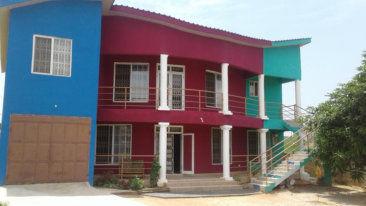 The Accra Backpackers Hostel Экстерьер фото